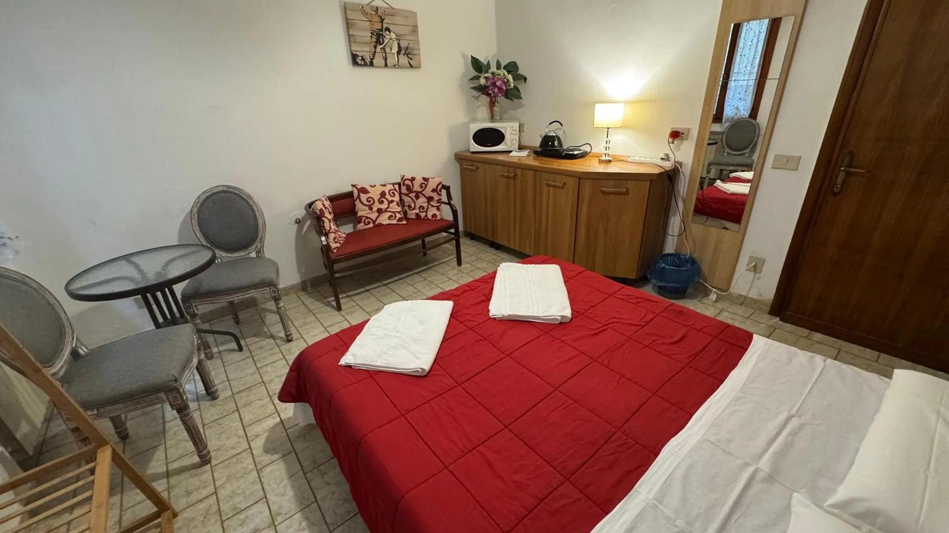 The Wolf House Hotel Venice 0*,  Italy